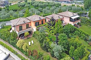 Casa Monte Cicogna PT 1 by Wonderful Italy