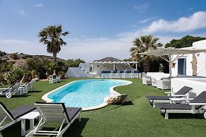 Villa Phos Paros