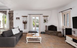 Villa Phos Paros