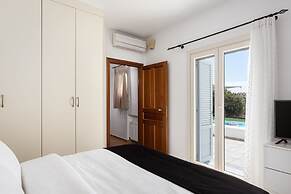 Villa Phos Paros