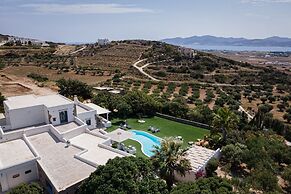 Villa Phos Paros