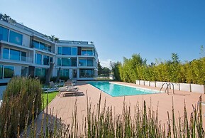 Bristol Exclusive 2 5 by Wonderful Italy