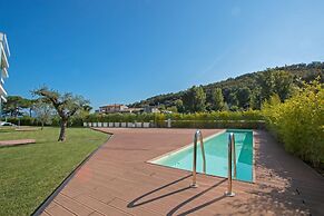 Bristol Exclusive 2 5 by Wonderful Italy