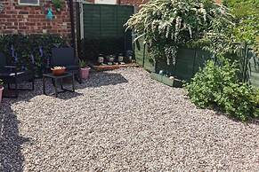 Stunning 2-bed House in Macclesfield Cheshire