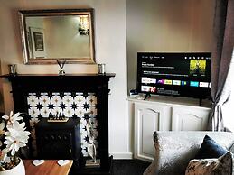 Stunning 2-bed House in Macclesfield Cheshire
