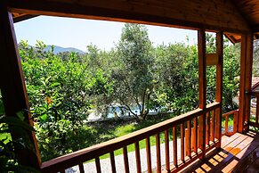 Nora Villa Bungalows
