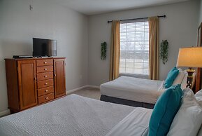 Vista Cay Luxury Lakeview 3 Bedroom Condo 3087