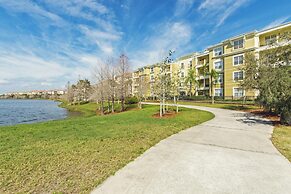 Vista Cay Luxury Lakeview 3 Bedroom Condo 3087