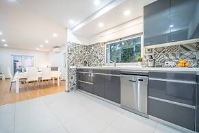 Villa Veneza by Hellovacations