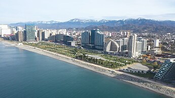 Lovely Studio in Batumi With Rooftop in Building