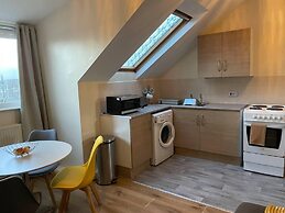 Leeds Cute 1 bed Apt, Garden, Free Wifi & Parking