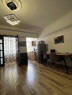 Opera Apartment Sleeps 4 With Patio