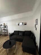 Opera Apartment Sleeps 4 With Patio