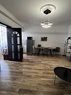 Opera Apartment Sleeps 4 With Patio