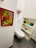 Luxury 3 bedrooms- Terrace and Parking