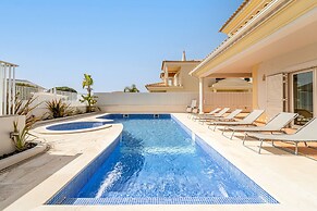 Villa Ribeiro by HelloVacations