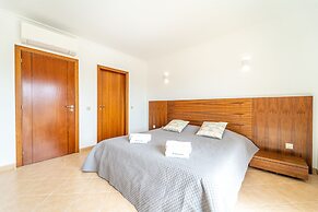 Villa Ribeiro by HelloVacations