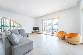 Villa Ribeiro by HelloVacations