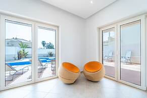 Villa Ribeiro by HelloVacations