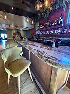 Buttermilk Falls Inn