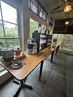 Buttermilk Falls Inn