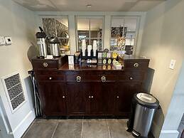 Buttermilk Falls Inn