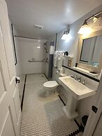 Buttermilk Falls Inn