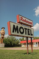 The Redwood Motel