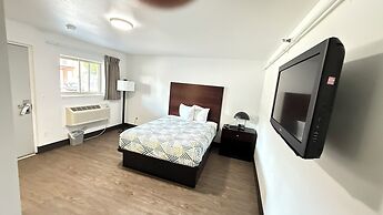 Banfield Studios By OYO Portland OR