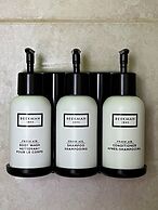 Mari Jean Hotel - All Adults Welcome