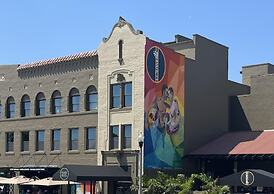 Mari Jean Hotel - All Adults Welcome