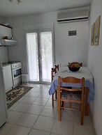 Impeccable 2-bed House in