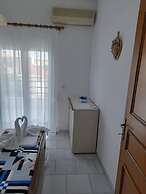 Impeccable 2-bed House in