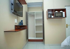 PLATINUM EAGLE GUEST HOUSE