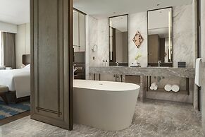 Intercontinental Zhengzhou by IHG