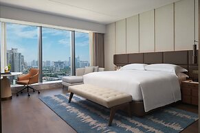 Intercontinental Zhengzhou by IHG