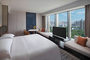 Intercontinental Zhengzhou by IHG
