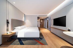 Holiday Inn Express Shanghai Pujiang Lianhang Road by IHG