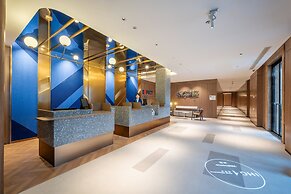 Holiday Inn Express Shanghai Pujiang Lianhang Road by IHG