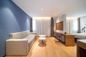 Holiday Inn Express Shanghai Pujiang Lianhang Road by IHG