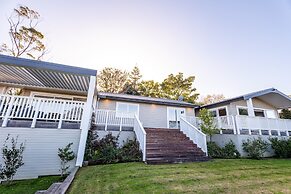 Oriwa Villa Oneroa near Mudbrick