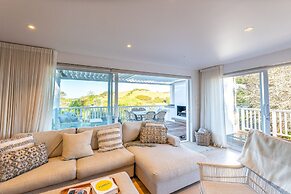 Oriwa Villa Oneroa near Mudbrick