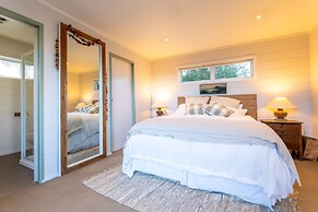 Oriwa Villa Oneroa near Mudbrick