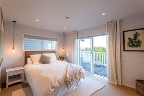 Oriwa Villa Oneroa near Mudbrick