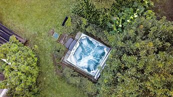 Oriwa Villa Oneroa near Mudbrick