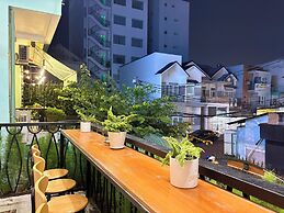 Bê Tông Residences Homestay