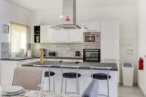 Gzira Penthouse