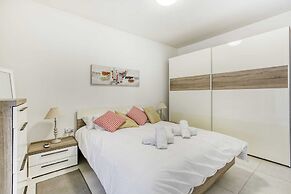 Gzira Penthouse