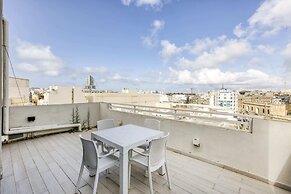 Gzira Penthouse