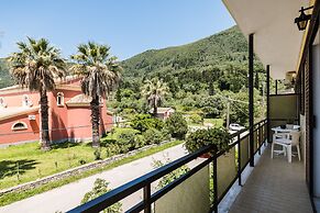 The Springfield Corner Apartments by Konnect